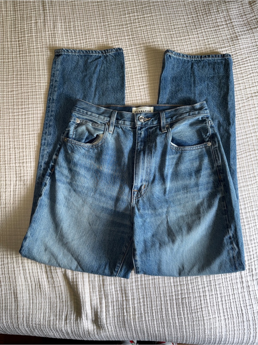 SLVRLAKE Straight-Leg Women’s Jeans in Blue